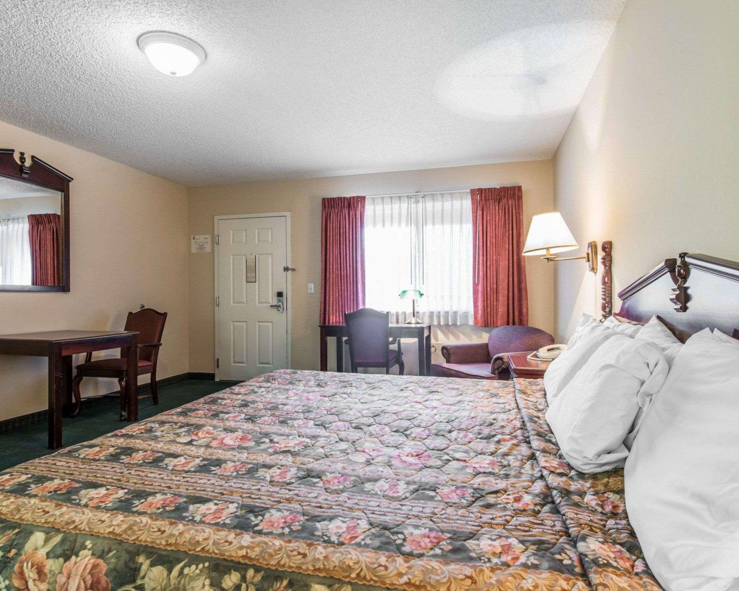 Quality Inn & Suites Manitou Springs At Pikes Peak المظهر الخارجي الصورة