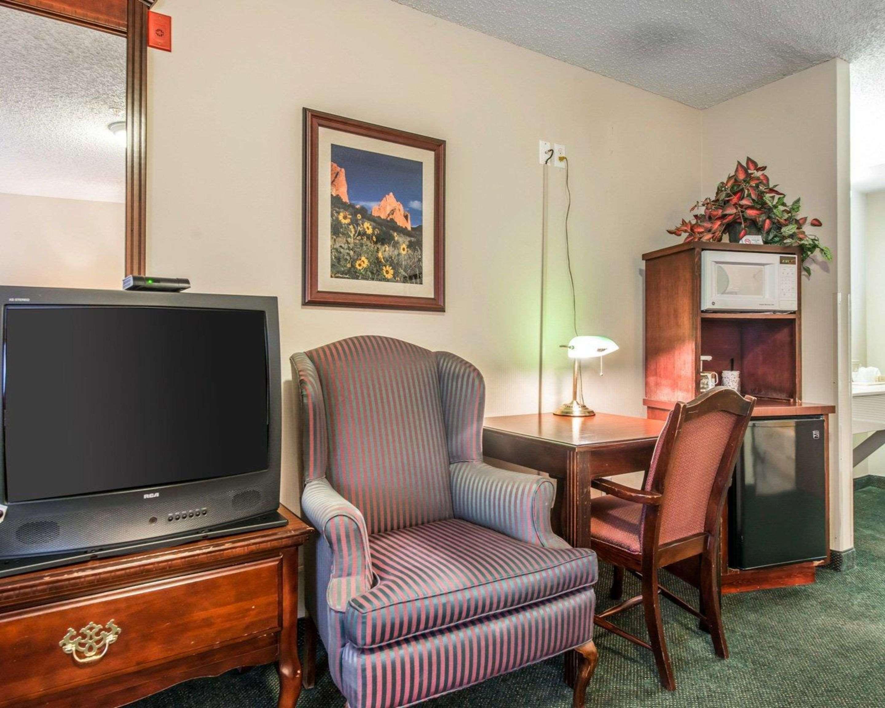 Quality Inn & Suites Manitou Springs At Pikes Peak المظهر الخارجي الصورة