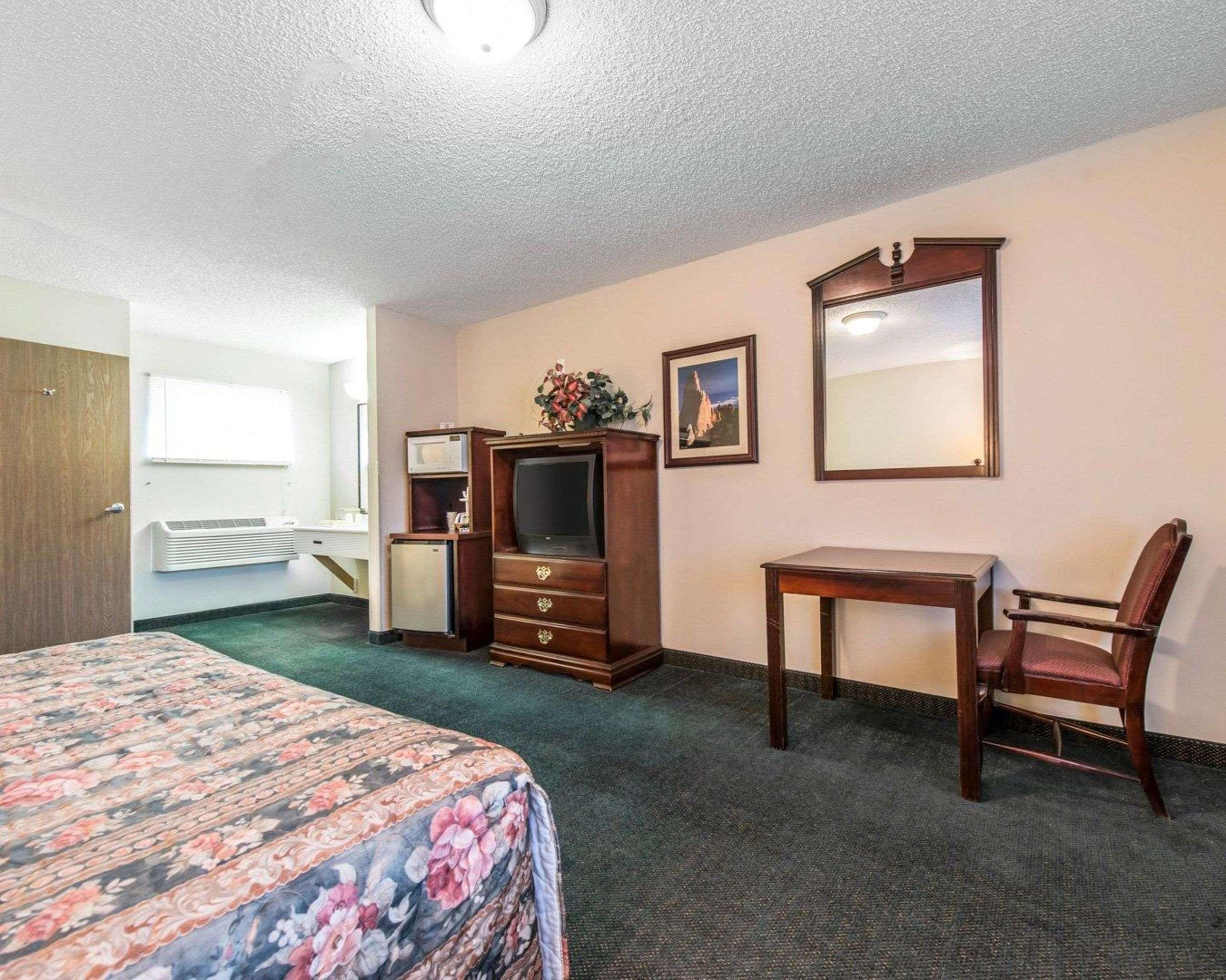 Quality Inn & Suites Manitou Springs At Pikes Peak المظهر الخارجي الصورة