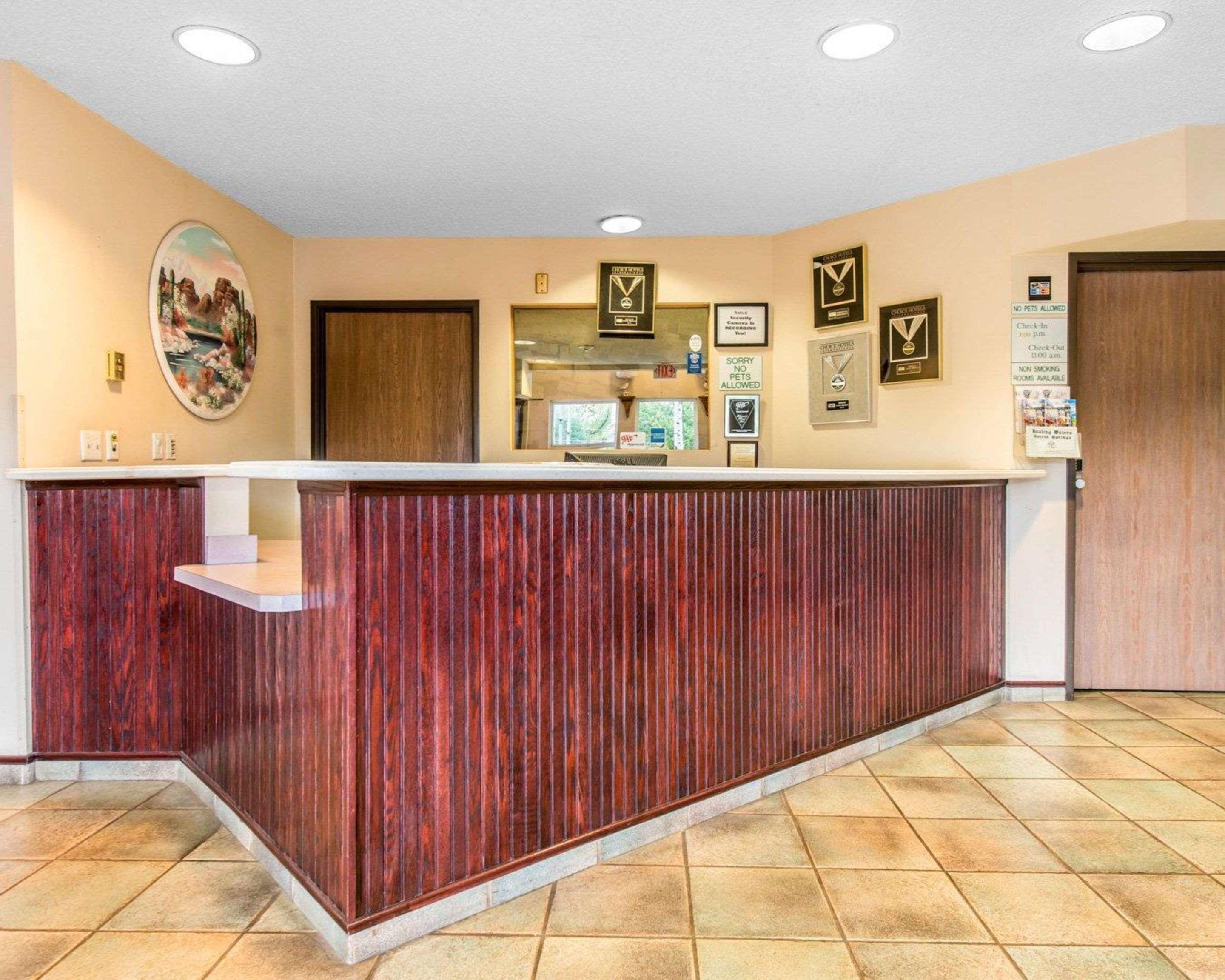 Quality Inn & Suites Manitou Springs At Pikes Peak المظهر الخارجي الصورة